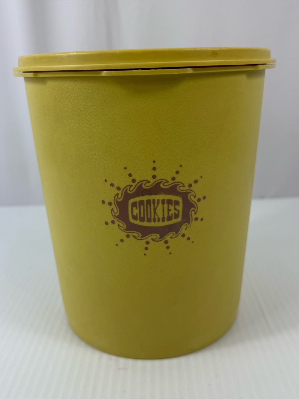Vintage Tupperware Yellow Cookies Canister 807-1 with Servalier Seal Snap Lid